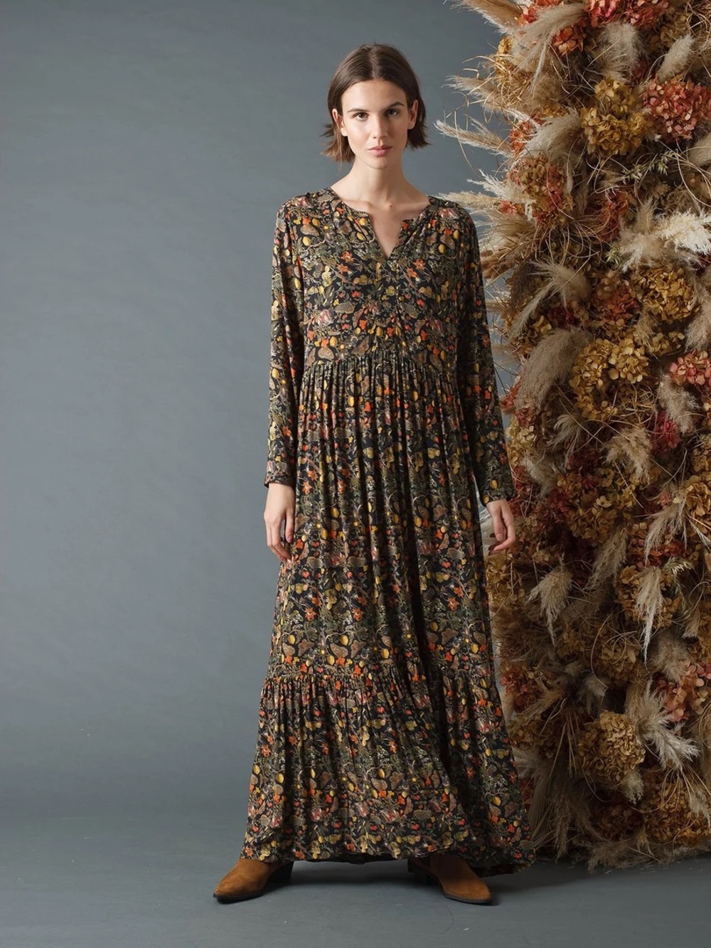 Indi & Cold Fall Fruit Print Maxi Dress Size Medium Bohemian Dark Cottagecore